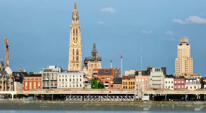 Skyworth Auto sa Debut sa Busworld Europe 2025